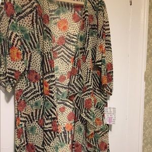 BNWT LuLaRoe Shirley